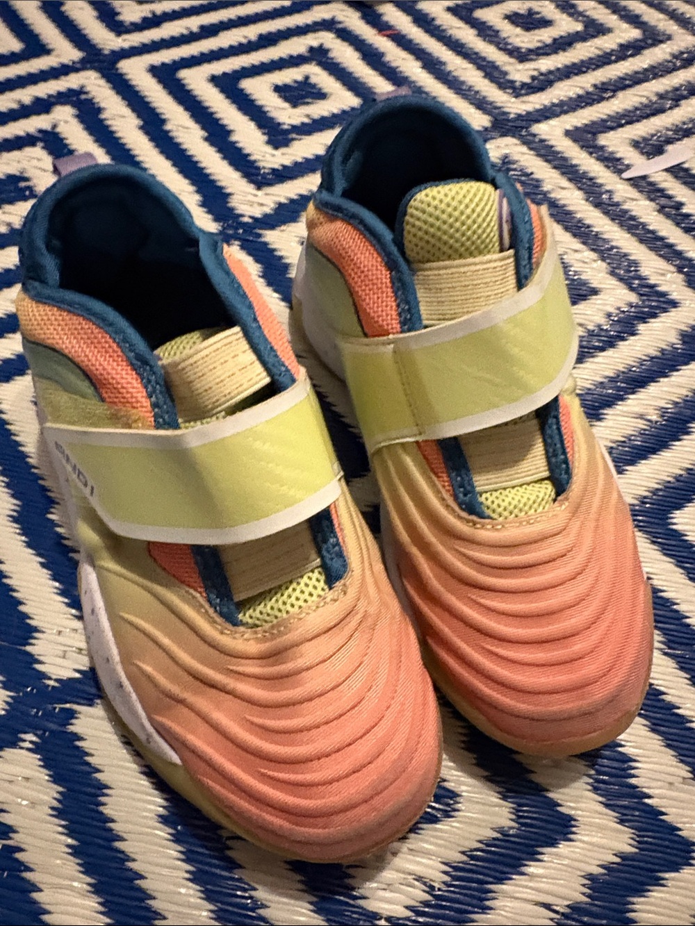 Kids Gradient Peach & Yellow Hook-and-Loop Sneakers
